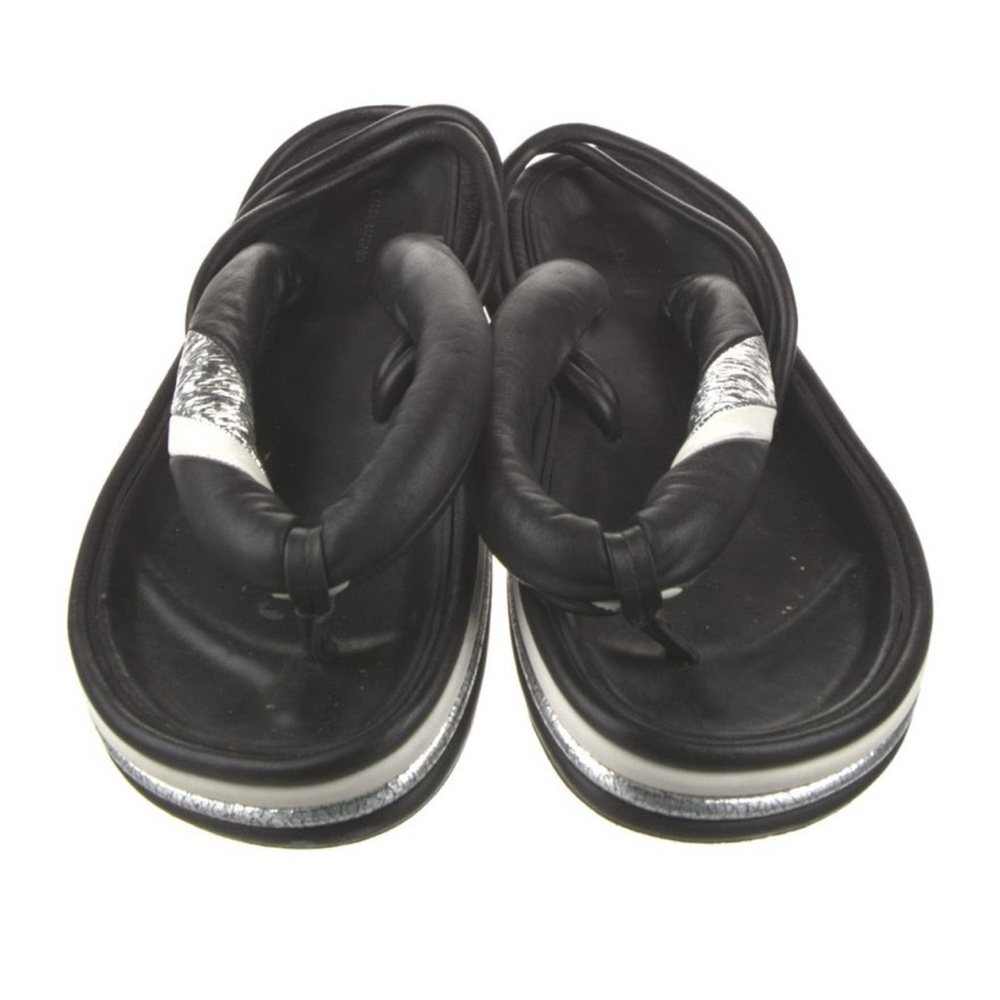 Isabel Marant Black Leather Thong Sandals | Size 9 | Designer Minimal Slide - Picture 3 of 4